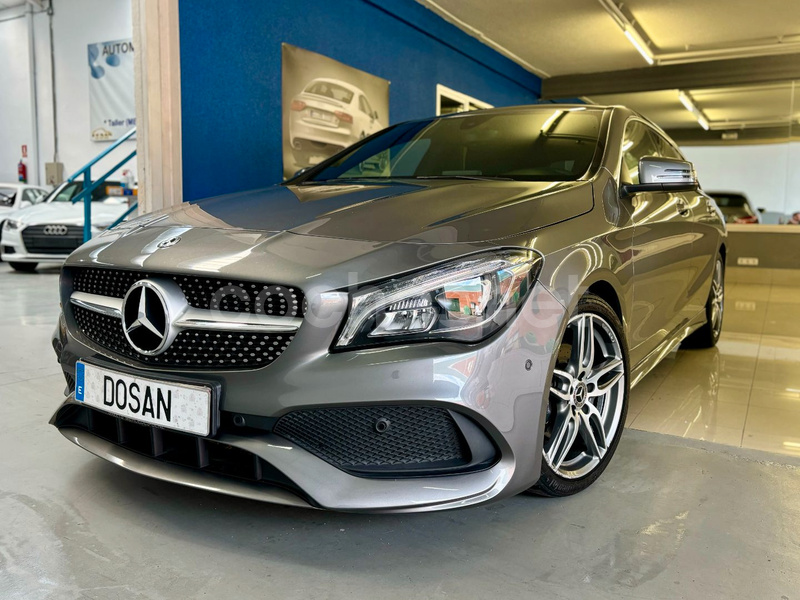 MERCEDES-BENZ CLA CLA 180 Shooting Brake