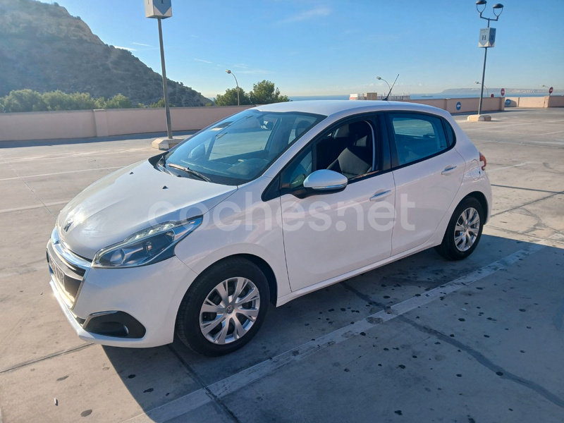 PEUGEOT 208 ACTIVE PureTech