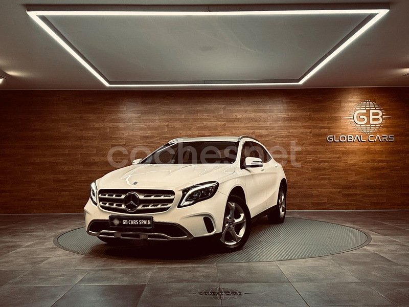 MERCEDES-BENZ GLA GLA 200 D