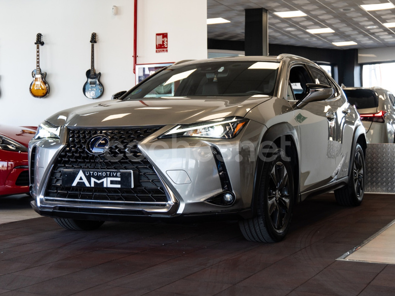 LEXUS UX 2.0 250h Business Navigation