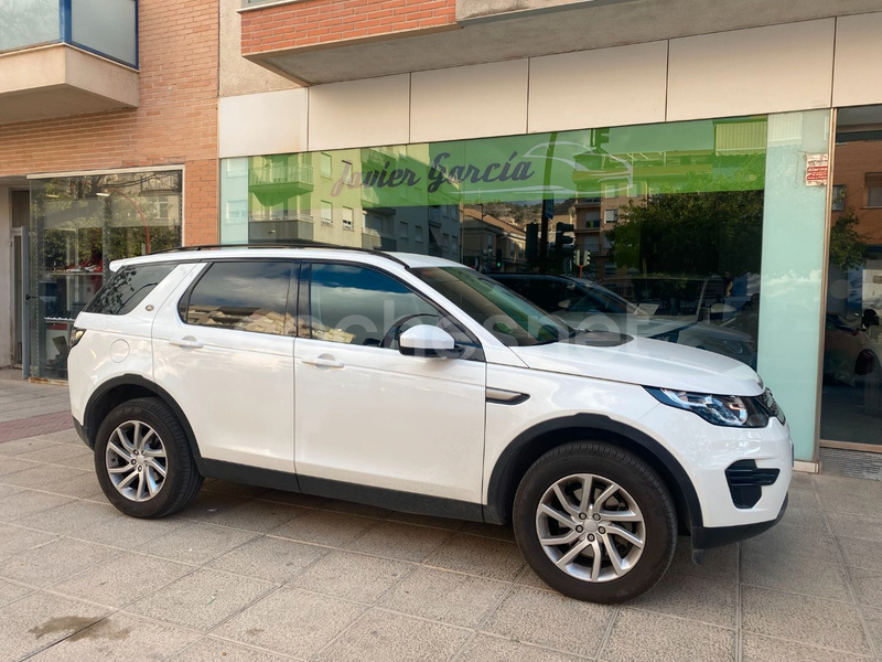 LAND-ROVER Discovery Sport 2.0L TD4 4x4 SE