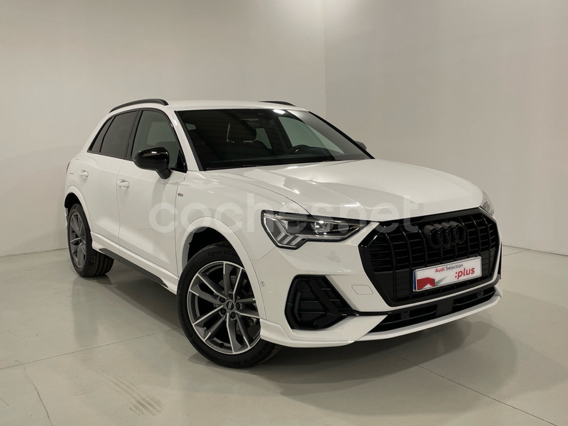 AUDI Q3 Black line 35 TDI S tronic