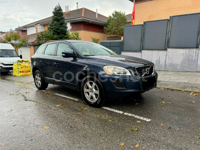 VOLVO XC60 2.0 D4 Momentum