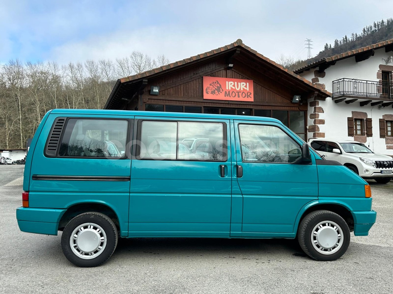 VOLKSWAGEN Transporter TRANSP. KOMBI 9 2.4 SYNCR