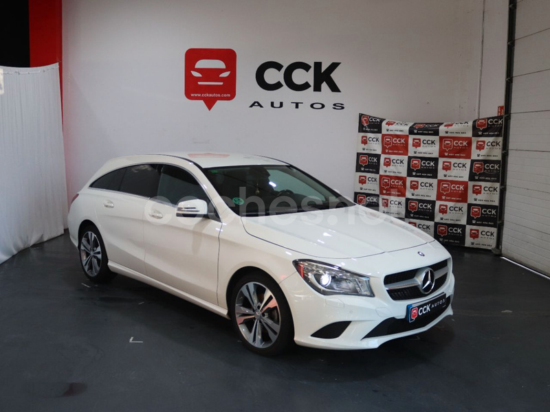 MERCEDES-BENZ Clase CLA CLA 200 CDI Shooting Brake