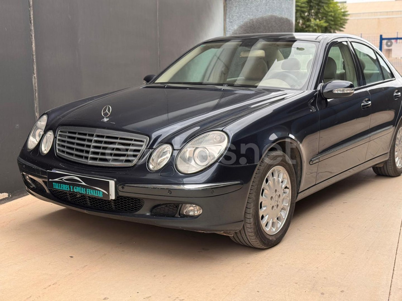 MERCEDES-BENZ Clase E E 320 CDI ELEGANCE AUTO 5p.