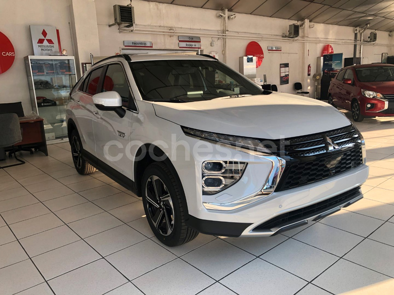 MITSUBISHI Eclipse Cross 2.4 PHEV Kaiteki Auto 4WD