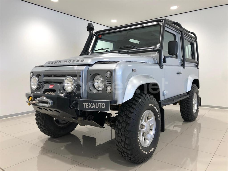 LAND-ROVER Defender 90 SW E