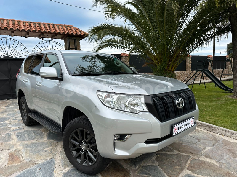 TOYOTA Land Cruiser 2.8 D4D VX