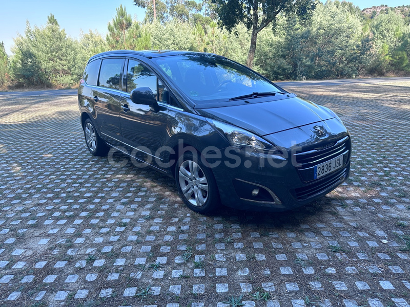 PEUGEOT 5008 Active 1.6 BlueHDi 120 EAT6