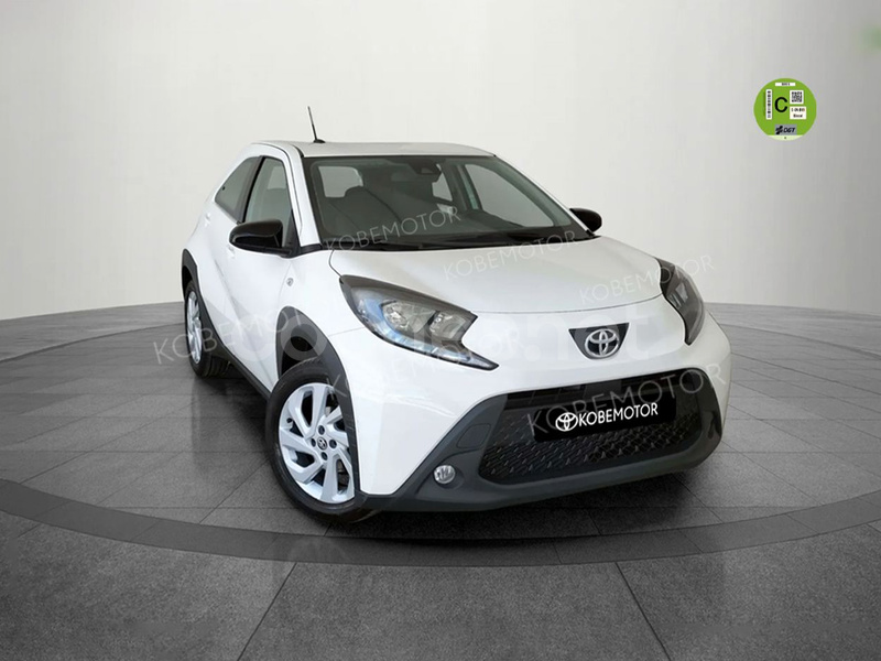 TOYOTA Aygo X Cross 1.0 VVTI Play