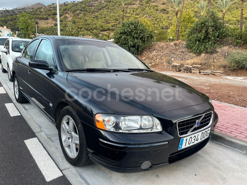 VOLVO S60 D5 Momentum