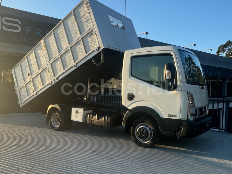 NISSAN NT400 35.132 Comfort Cabina Abatible Media