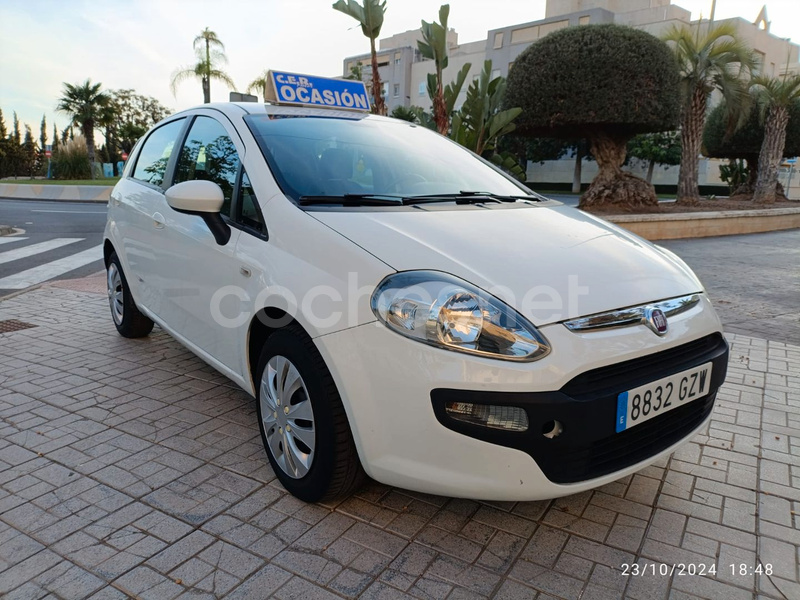 FIAT Punto EVO 12 8v Dynamic 65 CV Gasolina