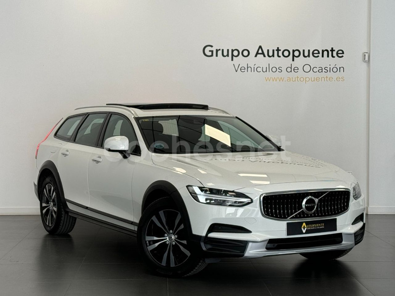 VOLVO V90 Cross Country 2.0 D4 AWD Auto