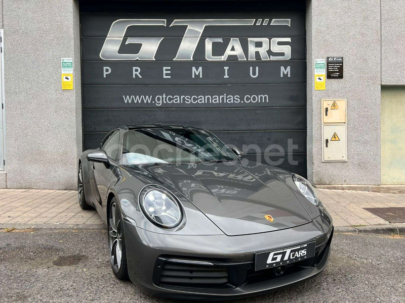 PORSCHE 911 Carrera