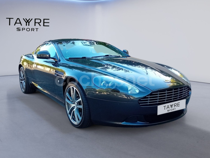 ASTON MARTIN DB9 Coupe Touchtronic 2