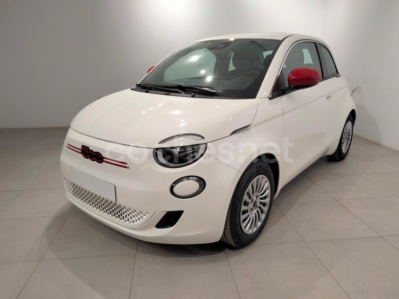 FIAT 500 Red Hb 320km