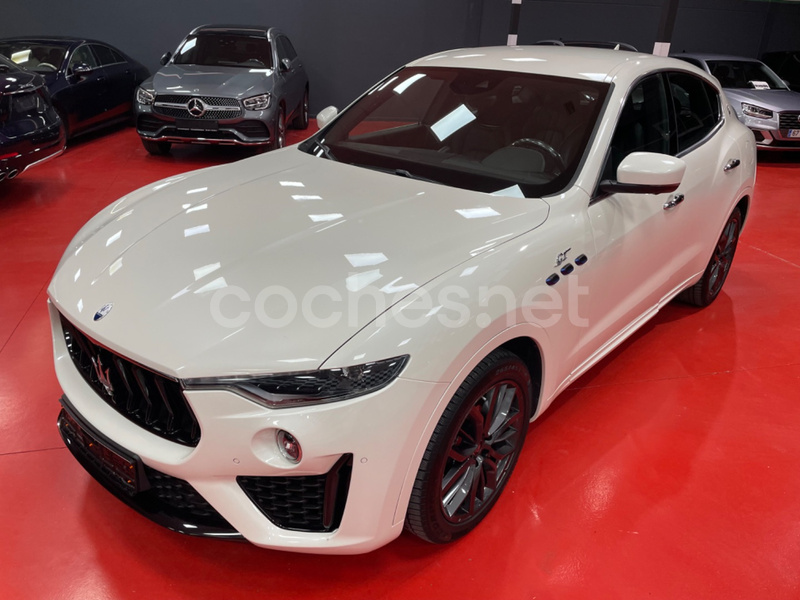 MASERATI Levante GT L4 HybridGasolina AWD