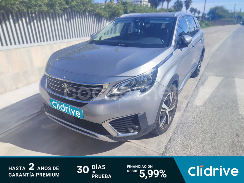 PEUGEOT 5008 Allure 1.2L PureTech EAT8