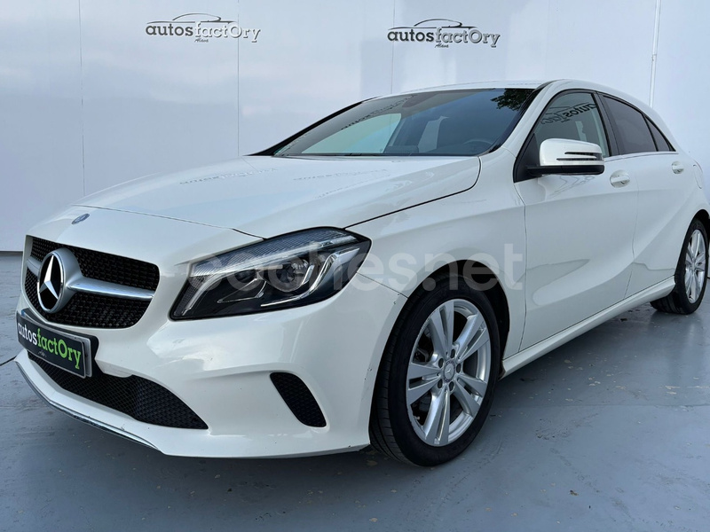 MERCEDES-BENZ Clase A A 200 d Style