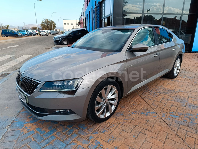 SKODA Superb 2.0 TDI 110KW 150cv DSG Style 5p.