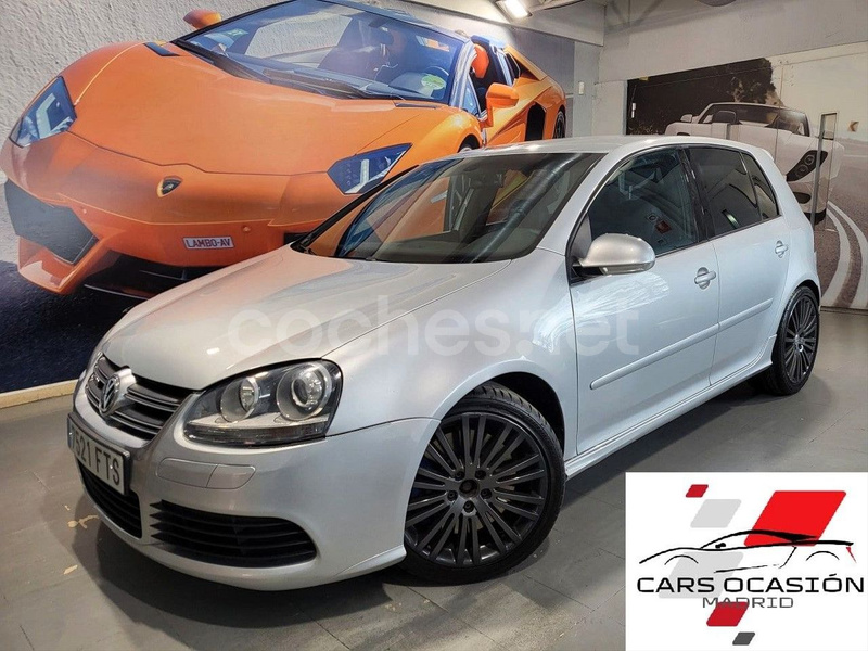 VOLKSWAGEN Golf 3.2 DSG R32 4MOTION