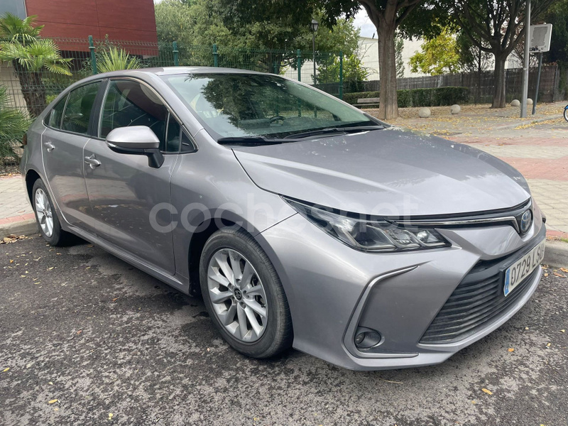 TOYOTA Corolla 1.8 125H ACTIVE TECH ECVT SEDAN