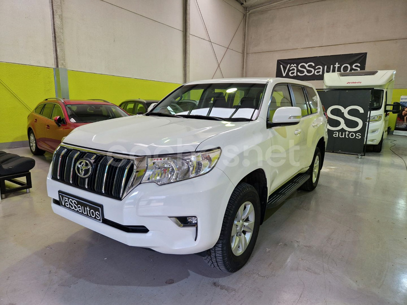 TOYOTA Land Cruiser 2.8 D4D VX AUTO