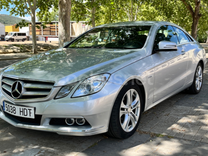 MERCEDES-BENZ Clase E Coupe E 220 CDI Blue Efficiency Elegance