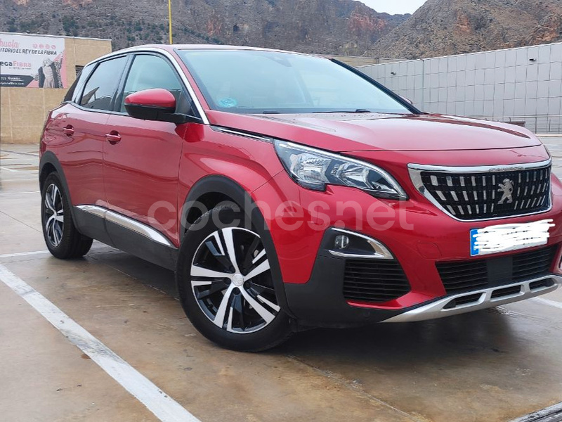 PEUGEOT 3008 1.5L BlueHDi SS Allure