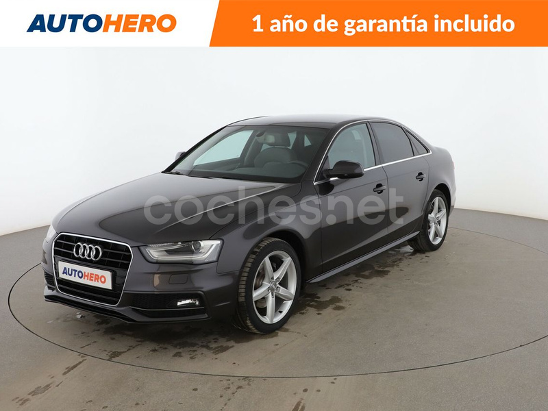 AUDI A4 2.0 TDI S line edition