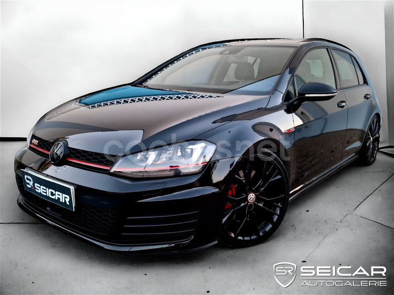 VOLKSWAGEN Golf GTI Performance 2.0 TSI DSG BMT