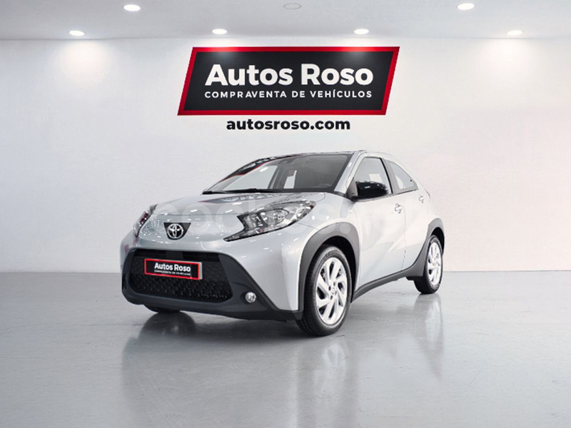 TOYOTA Aygo X Cross 1.0 VVTI Play