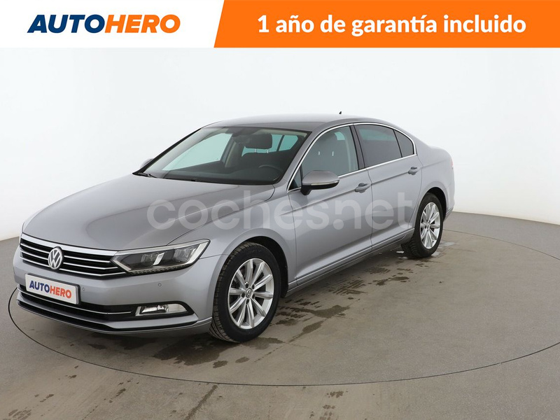 VOLKSWAGEN Passat Advance 2.0 TDI