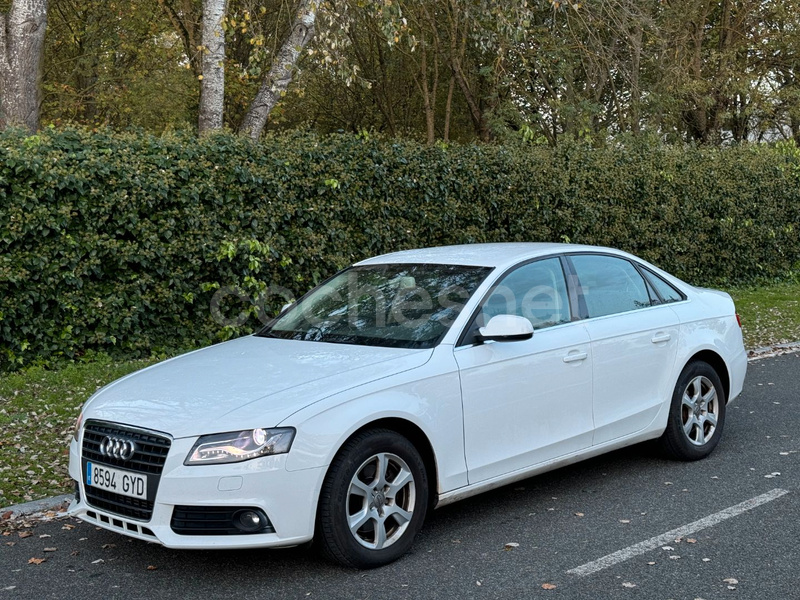 AUDI A4 2.0 TDI 143cv DPF 4p.