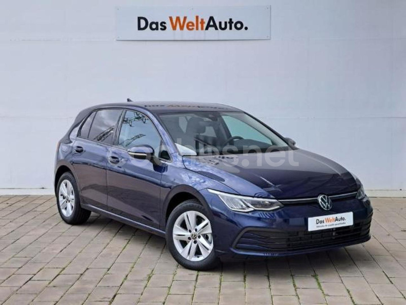 VOLKSWAGEN Golf Life 1.5 TSI