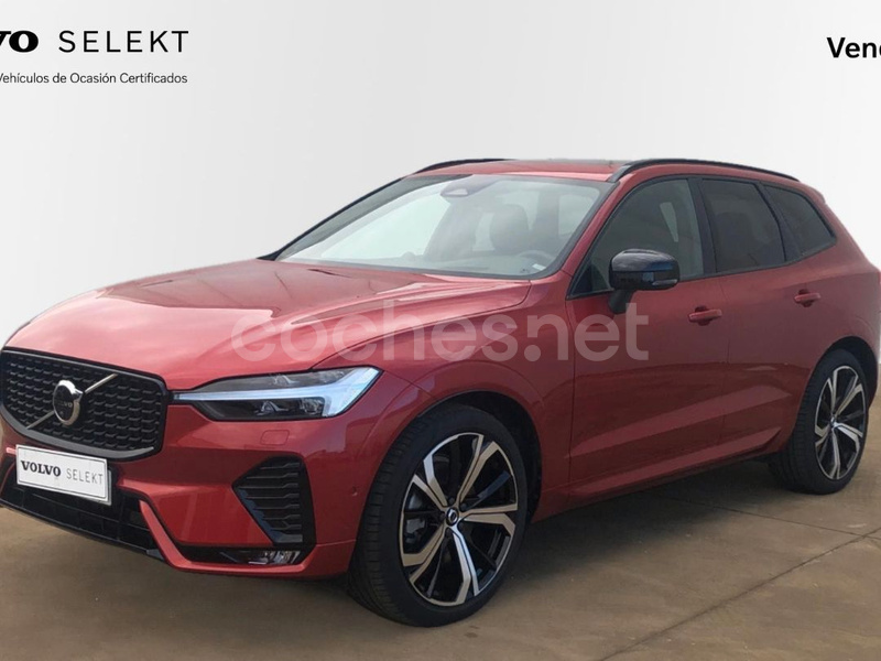 VOLVO XC60 2.0 B4 G Ultimate Dark Auto