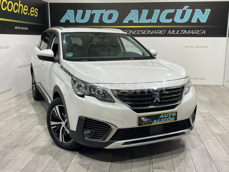 PEUGEOT 5008 Allure BlueHDi SS EAT8