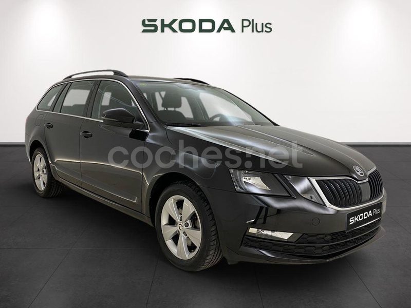 SKODA Octavia Combi 1.5 TSI DSG Ambition