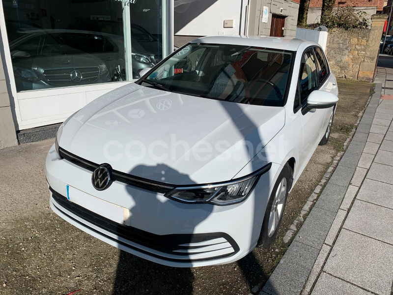 VOLKSWAGEN Golf Life 1.0 TSI