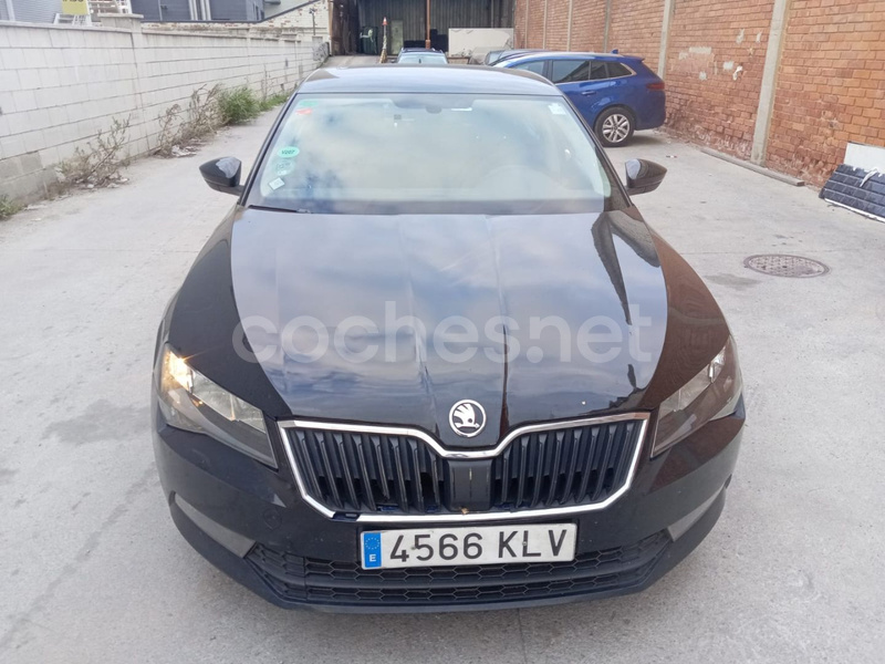 SKODA Superb 2.0 TDI DSG Active