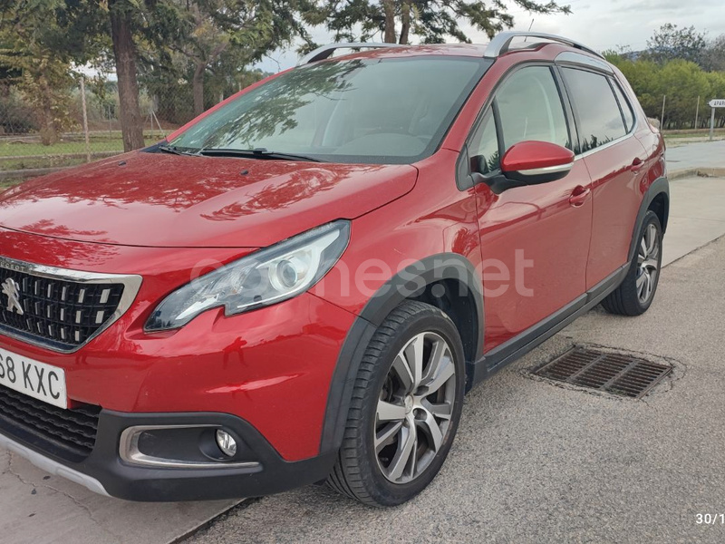 PEUGEOT 2008 Allure BlueHDi 100 SS