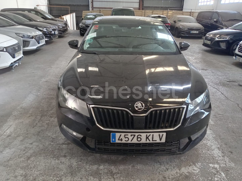 SKODA Superb 2.0 TDI DSG Active