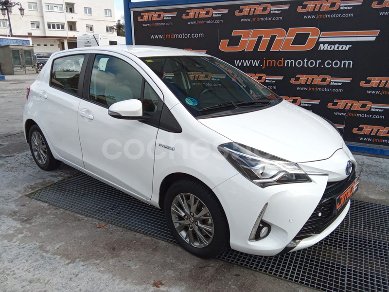 TOYOTA Yaris 1.5 Hybrid Active