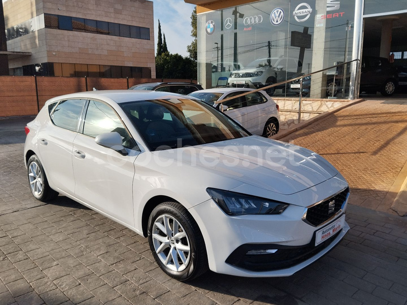 SEAT León 1.0 eTSI DSG7 SS Xcellence Go L