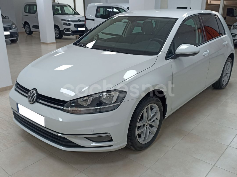 VOLKSWAGEN Golf Advance 1.6 TDI