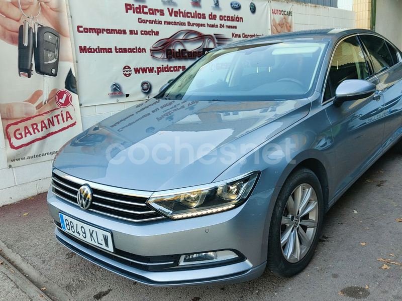 VOLKSWAGEN Passat Advance 2.0 TDI