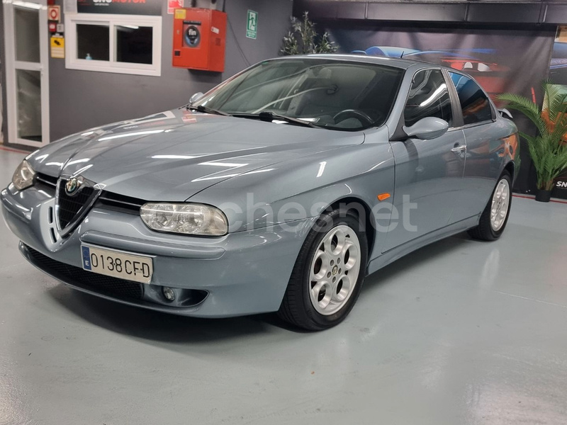 ALFA ROMEO 156 2.4 JTD Distinctive 4p.