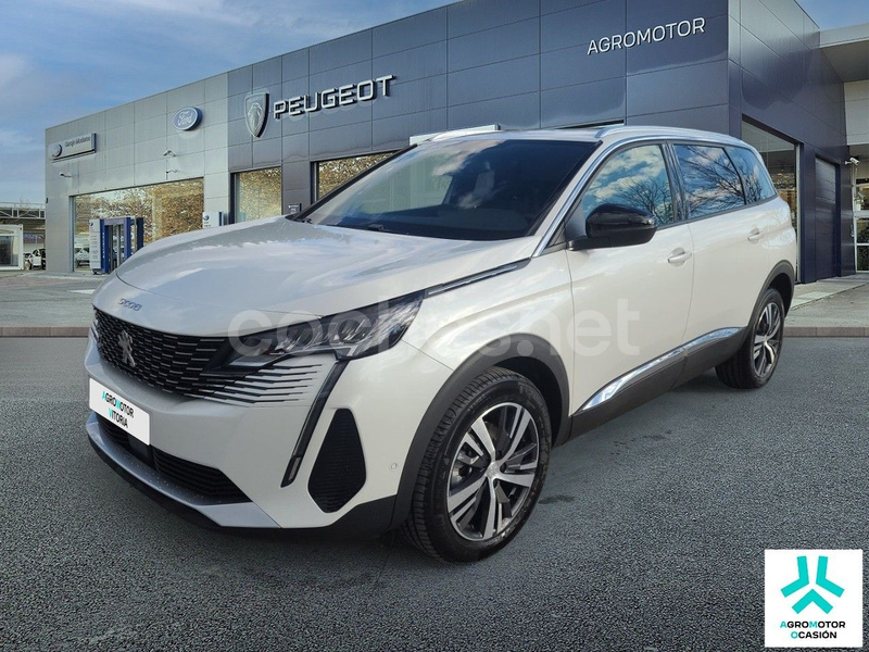 PEUGEOT 5008 Hybrid 1.2 Allure Pack eDCS6